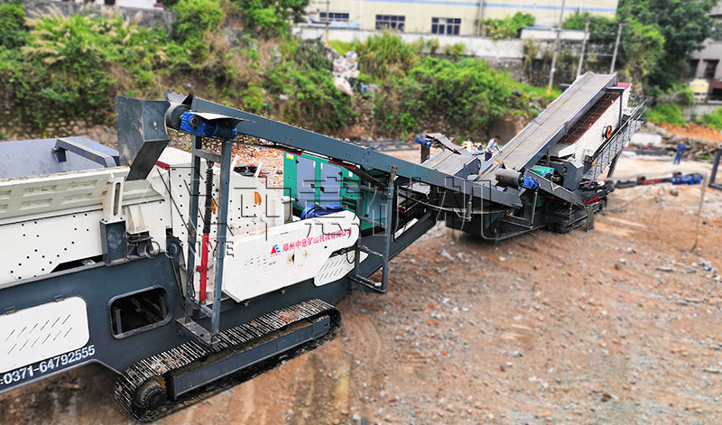 廣東履帶破碎站現(xiàn)場800.jpg